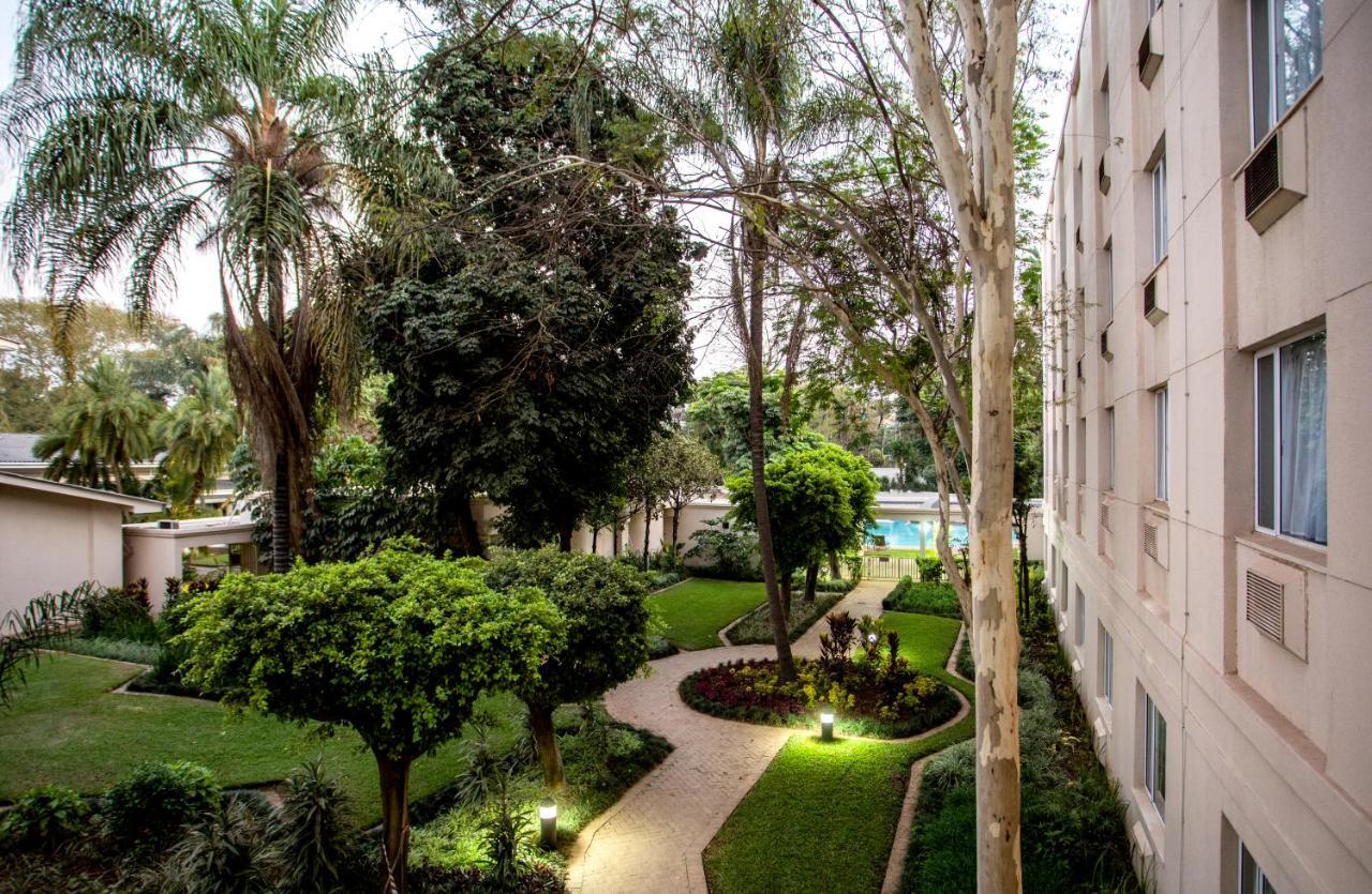 Southern Sun Ridgeway Lusaka Bagian luar foto